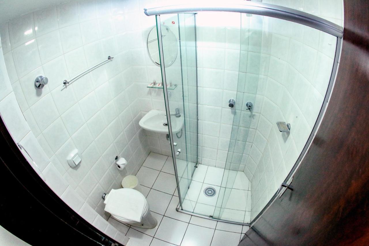 Esquina Batel - Hotel Economico Куритиба Екстериор снимка