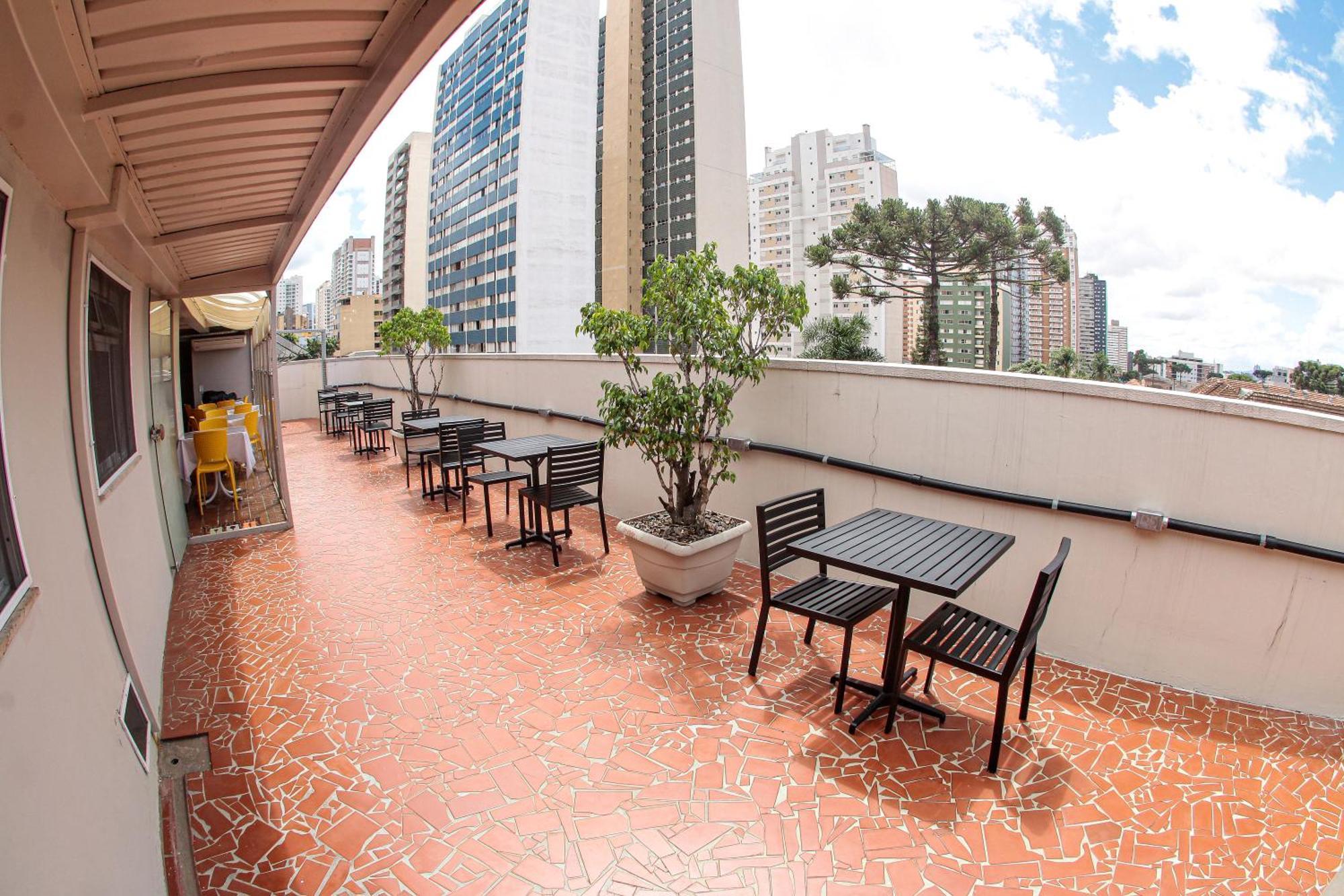Esquina Batel - Hotel Economico Куритиба Екстериор снимка