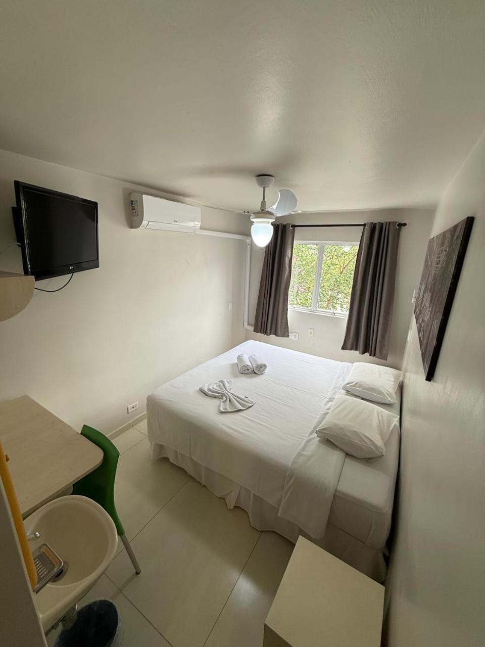 Esquina Batel - Hotel Economico Куритиба Екстериор снимка